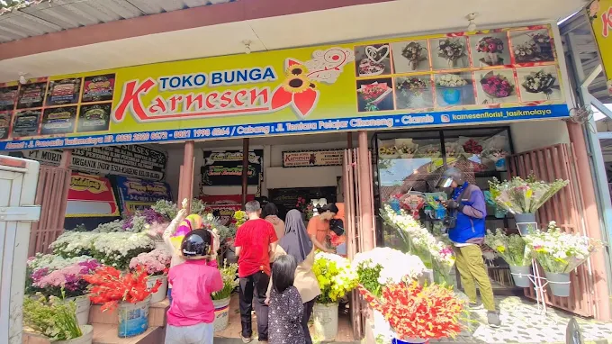 Karangan bunga Karnesen